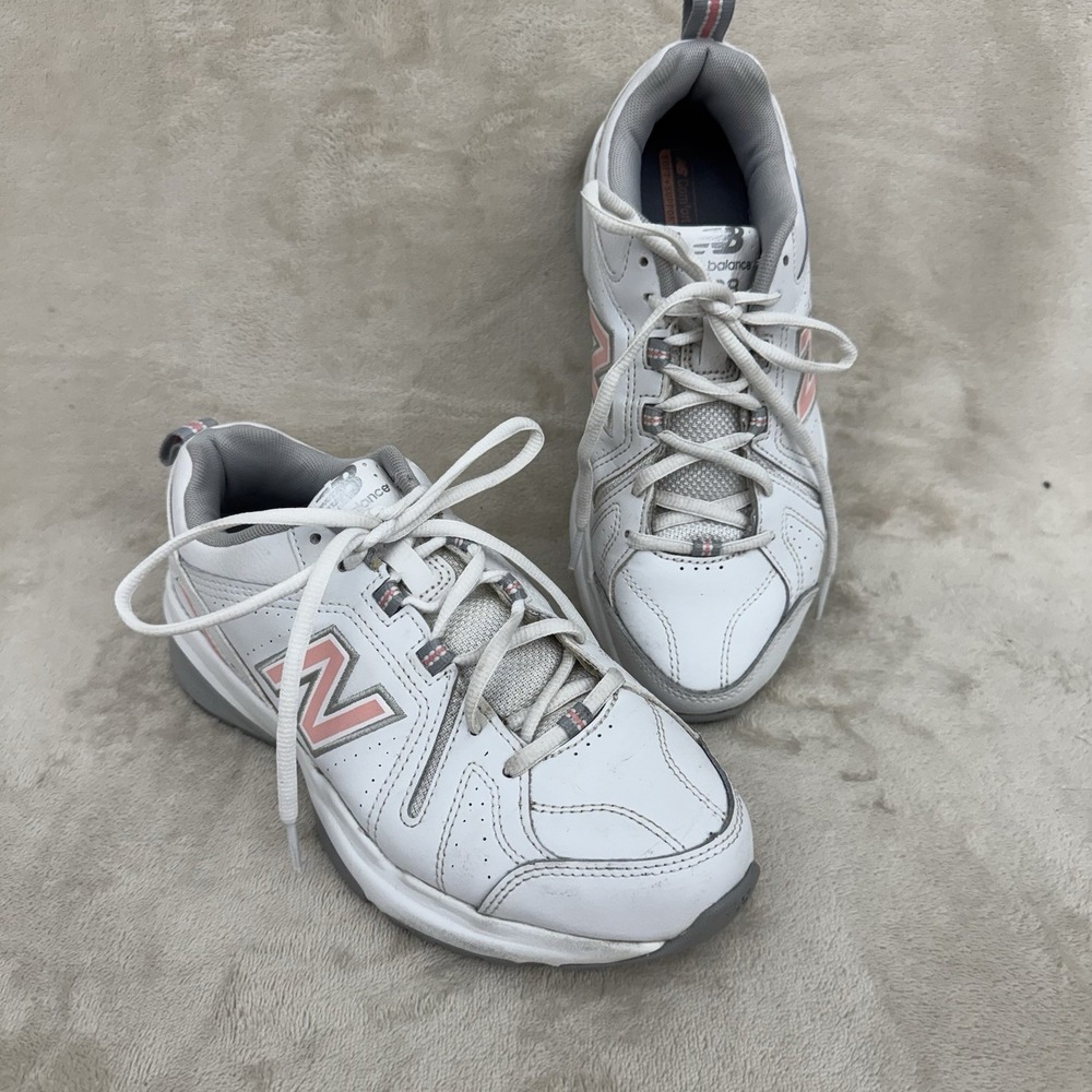 New Balance 608v5 Women's 7 White Pink Gray Cross Trainer Sneakers WX608WP5
